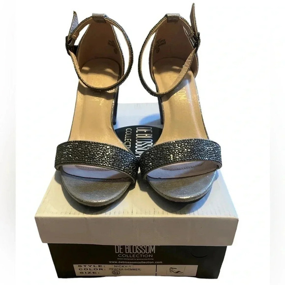 DE BLOSSOM Collection Shoes - Picture 2 of 4